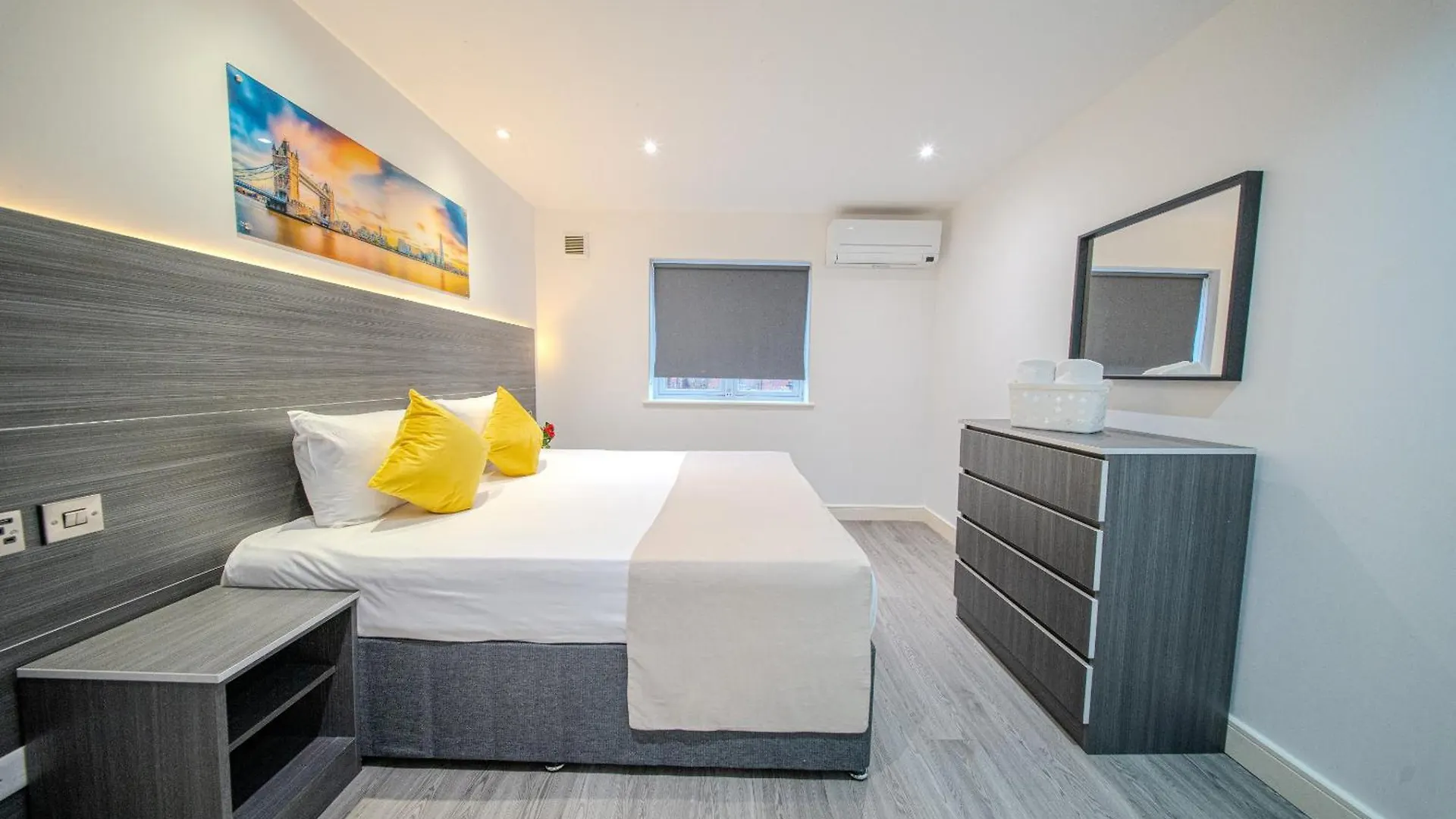 Ilford Luxury Apartments 4*,  United Kingdom
